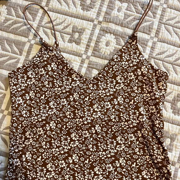 gaze Tops - Gaze Chocolate Floral Patterned Top